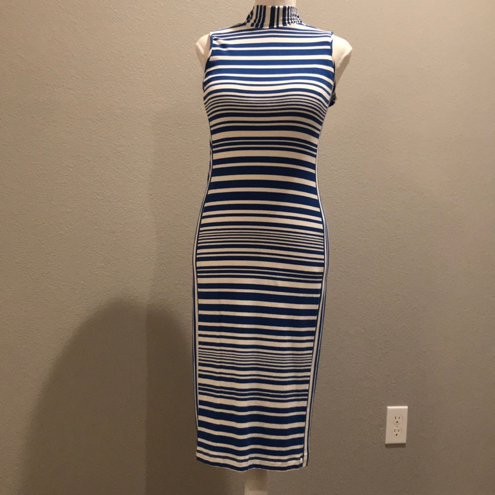 Midi dress by Bebe